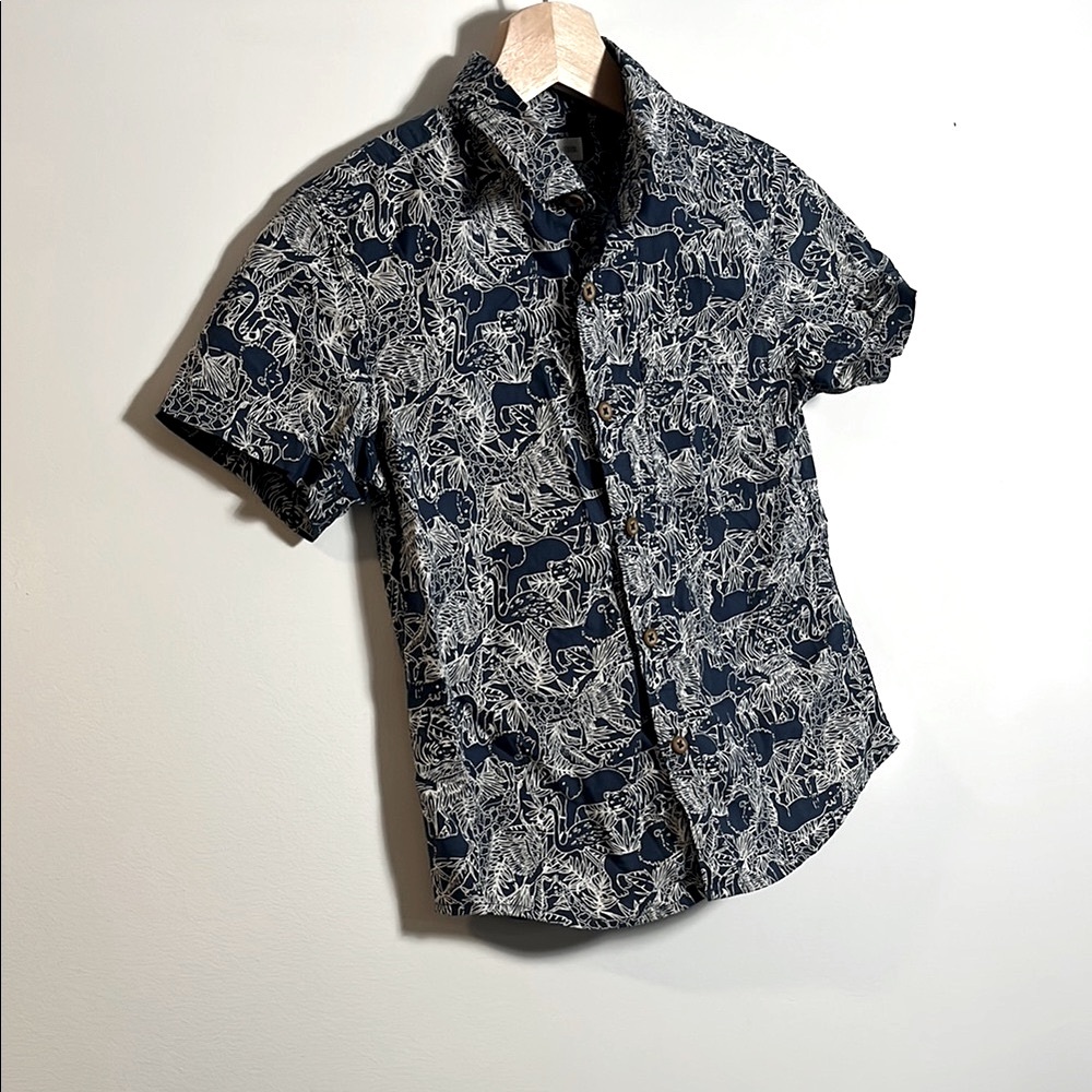 Tucker + Tate Kids (6) Navy Animal Patterned Button Down Short Sleeve Shirt